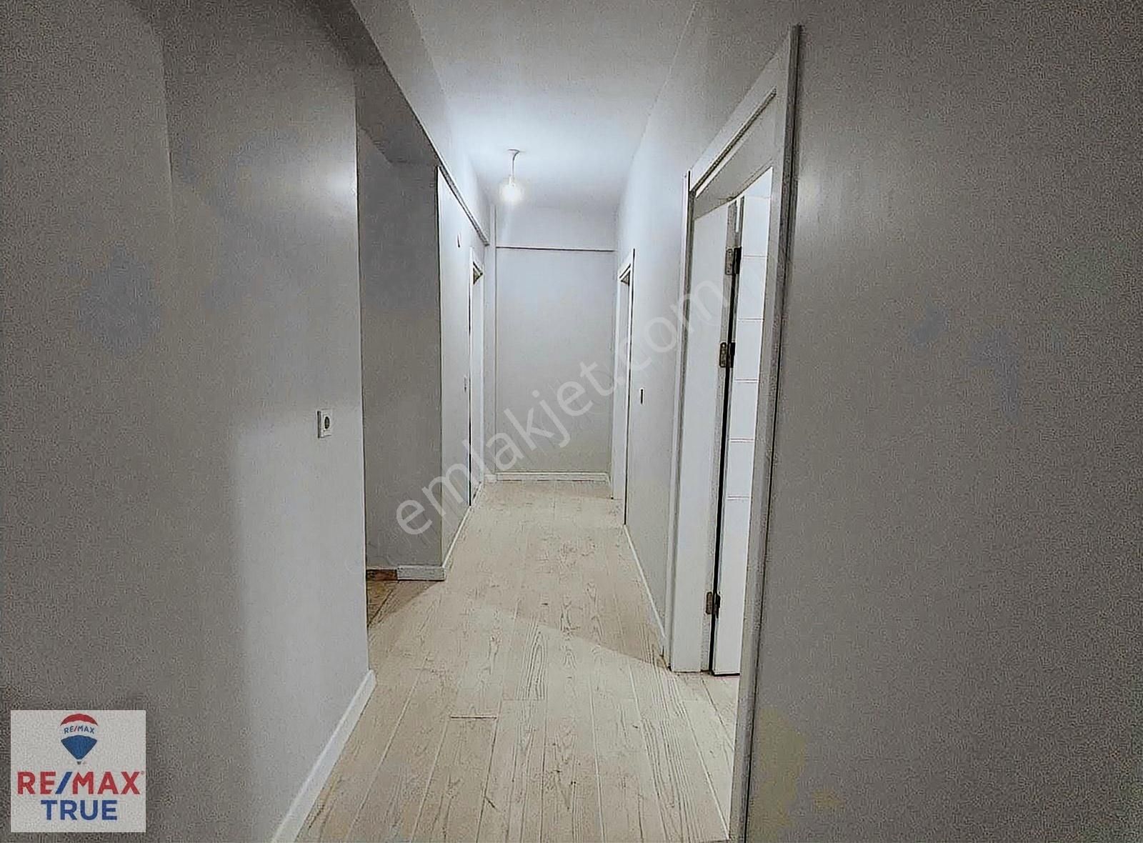 Kartepe Ataevler Satılık Daire KARTEPE ATAEVLERDE BETON TAVAN ÇATI EĞİMSİZ 3+1 SATILIK DAİRE