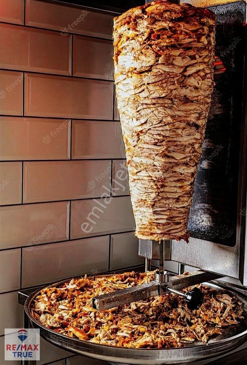 Üsküdar Güzeltepe Devren Restaurant HAZIR TEZGAH ÇALIŞIR VAZİYETTE ANA CADDEYE CEPHE DÖNER FAST FOOD