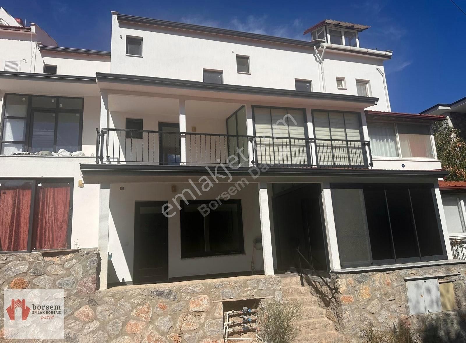 Datça İskele Satılık Villa Borsem Datça - 2+1 Satılık Tripleks Villa