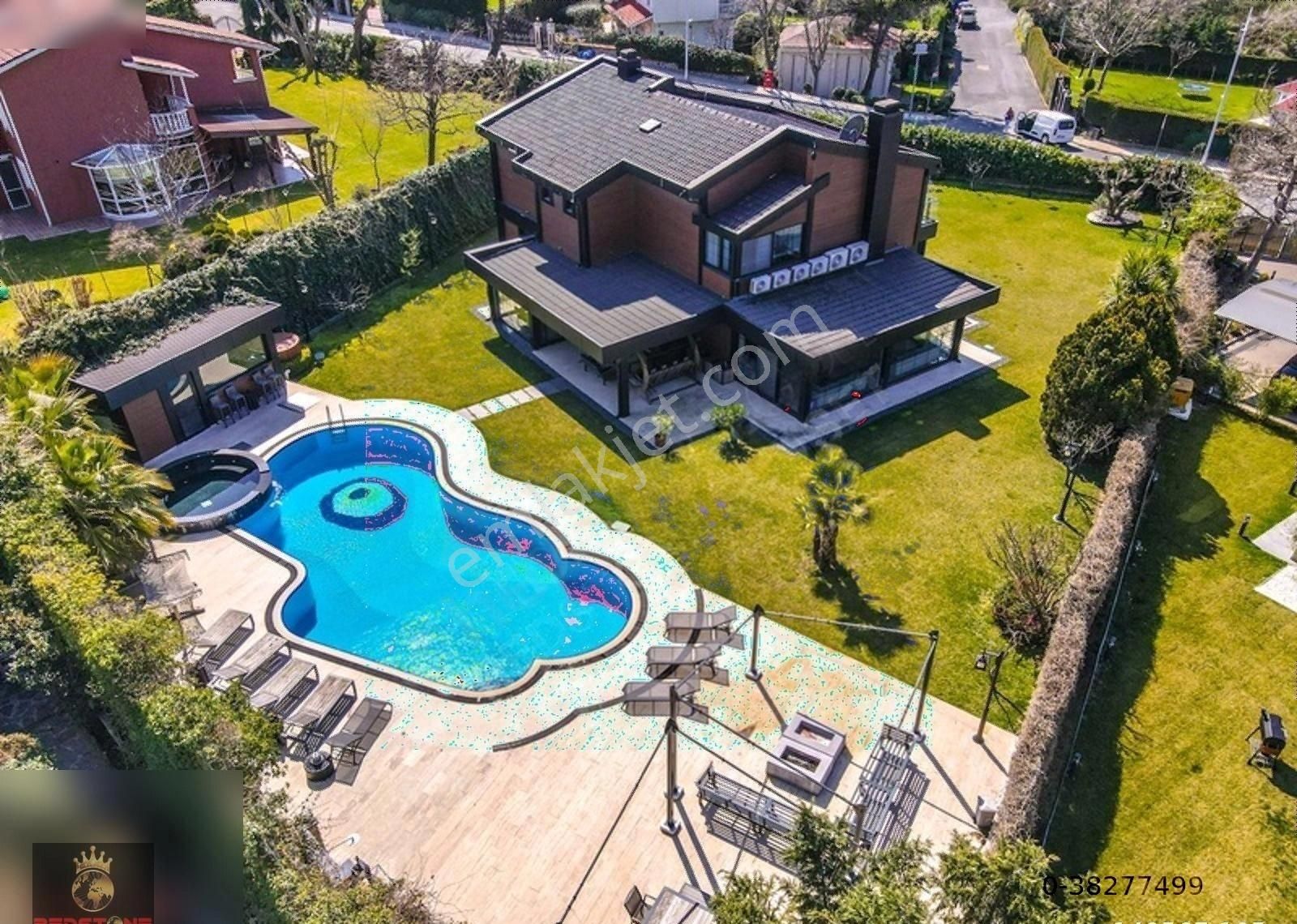 Büyükçekmece Alkent 2000 Satılık Villa Alkent 2000 mah satılık villa 6+2 tadilatlı lüks villa