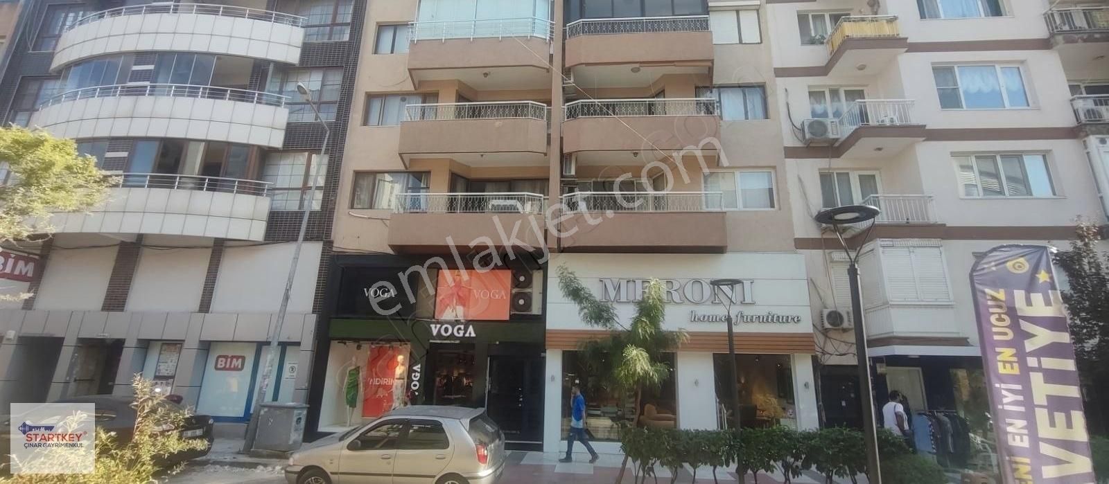 Şehzadeler Yarhasanlar Kiralık Daire Çarşı Merkezde Mükemmel Konumda Büyük Daire