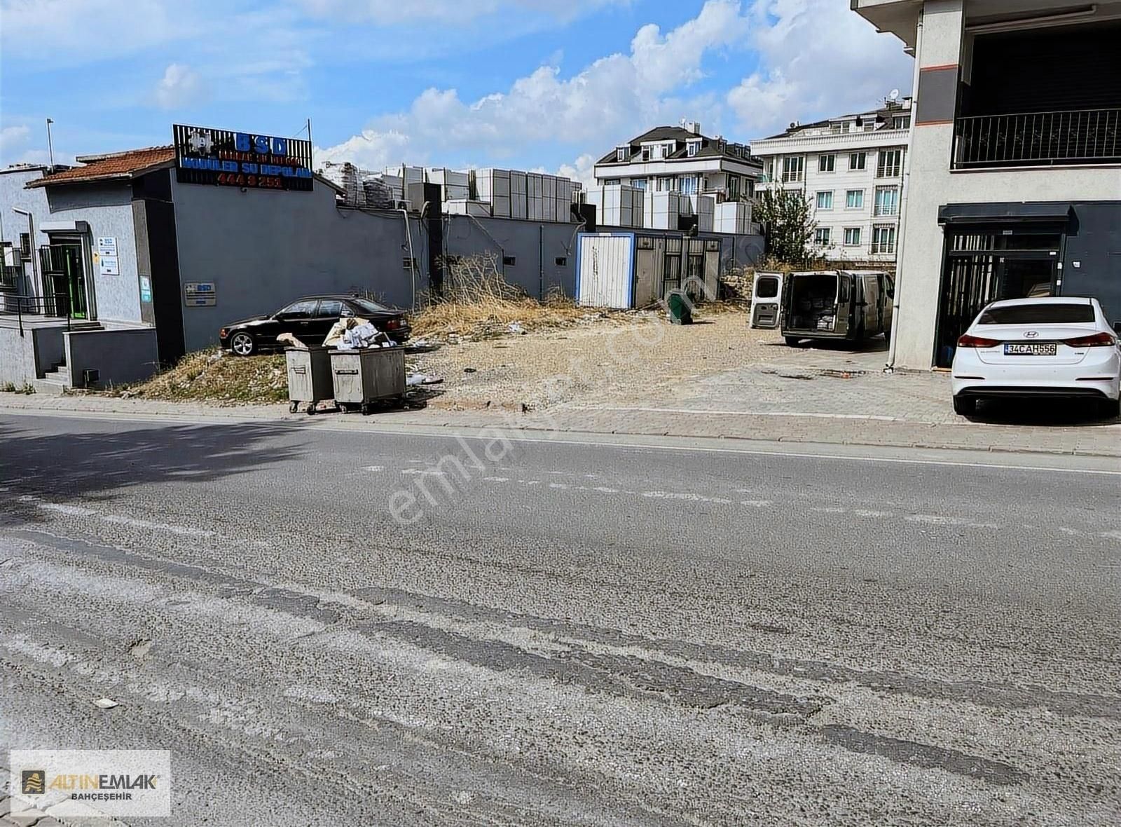 Esenyurt Akçaburgaz Satılık Ticari İmarlı Esenyurt Akçaburgaz Cadde Üzerinde Satılık Ticari+konut Arsası