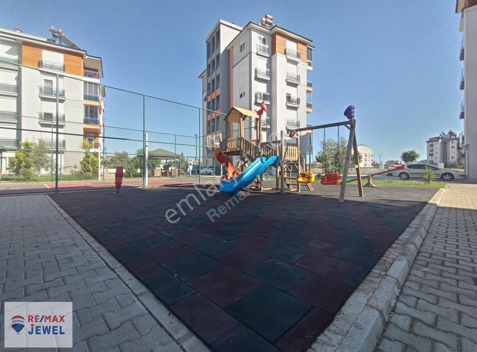 Kepez Hüsnü Karakaş Satılık Daire ANTALYA KEPEZ HÜSNÜKARAKAŞ MAH.SİTE İÇİ 2+1 SATILIK DAİRE