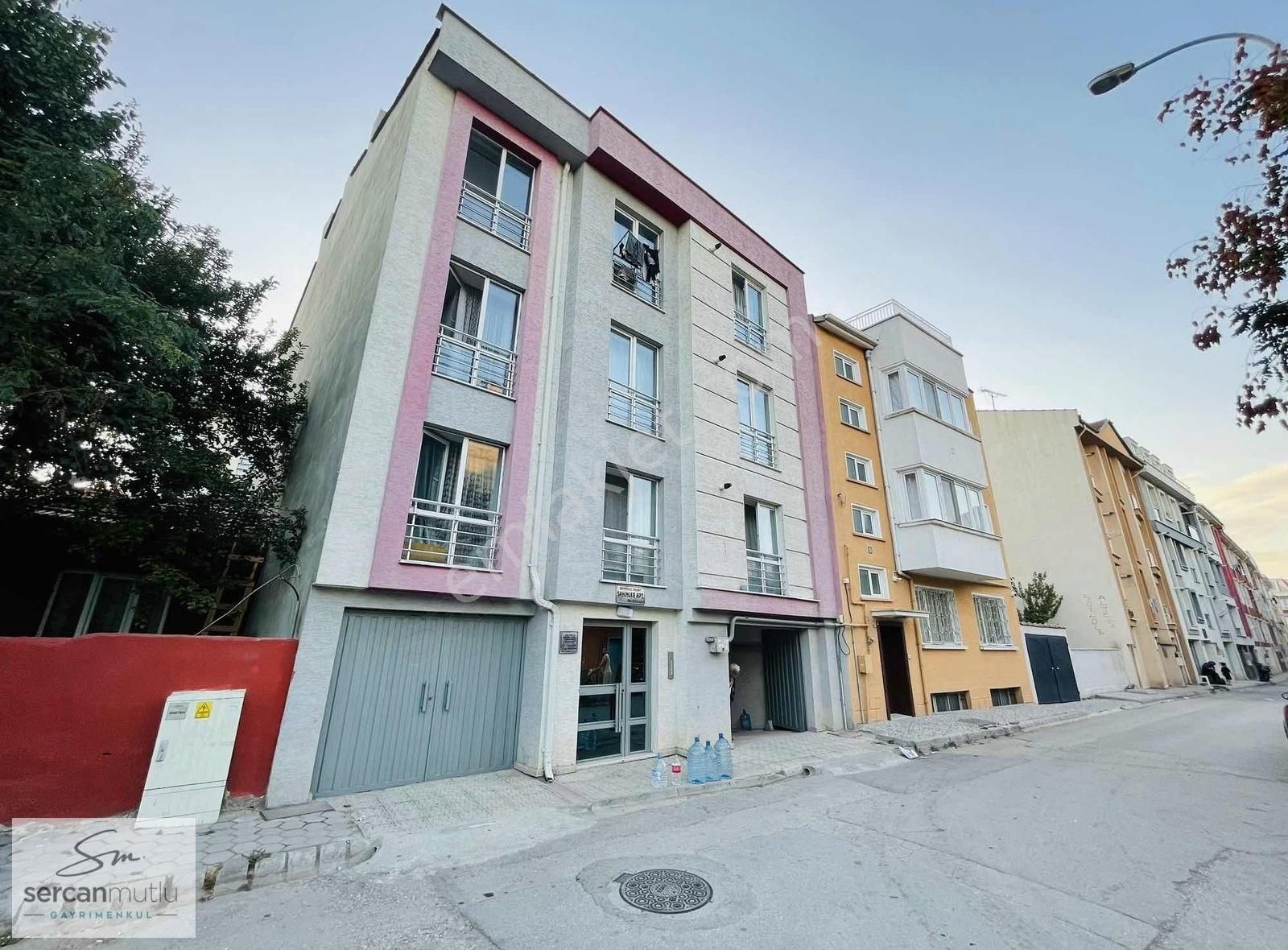 Tepebaşı Sütlüce Satılık Daire SERCAN MUTLU'DAN ANADOLU ÜNİVERSİTESİ YAKINI SATILIK 1+1 DAİRE !