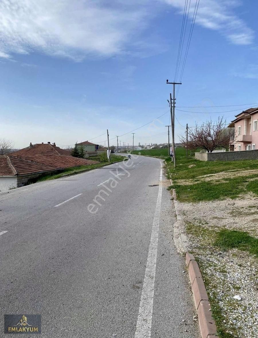 Kırşehir Merkez Nasuhdede Satılık Konut İmarlı EMLAKYUMDAN ŞEHRİN YANIBAŞINDA OTOGAR ARKASI FIRSAT ARSALAR