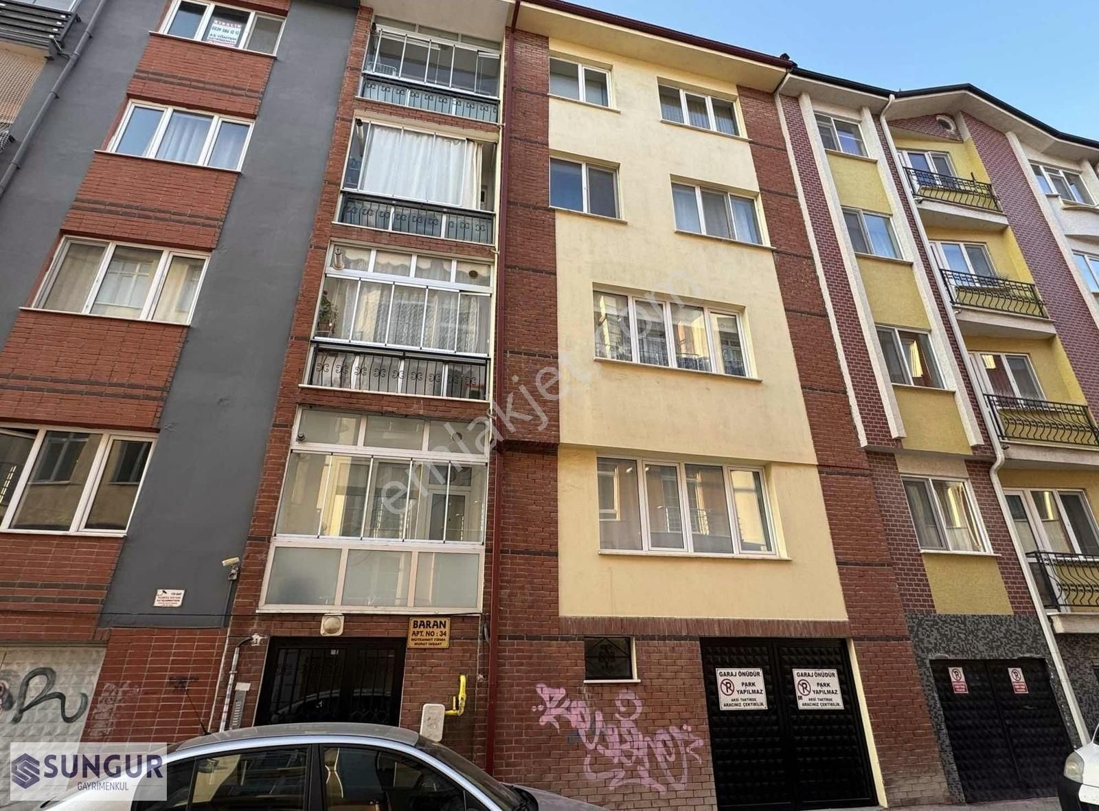 Tepebaşı Yenibağlar Kiralık Daire Sungur'dan Yenibağlar'da Kiralık Ara Kat Asansörlü Geniş 1+1