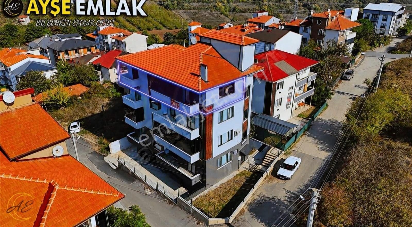 Serdivan Beşköprü Satılık Daire AYŞE EMLAKTAN 165m2 MANZARALI KAPALI GARAJLI MÜKEMMEL KONUMDA DA