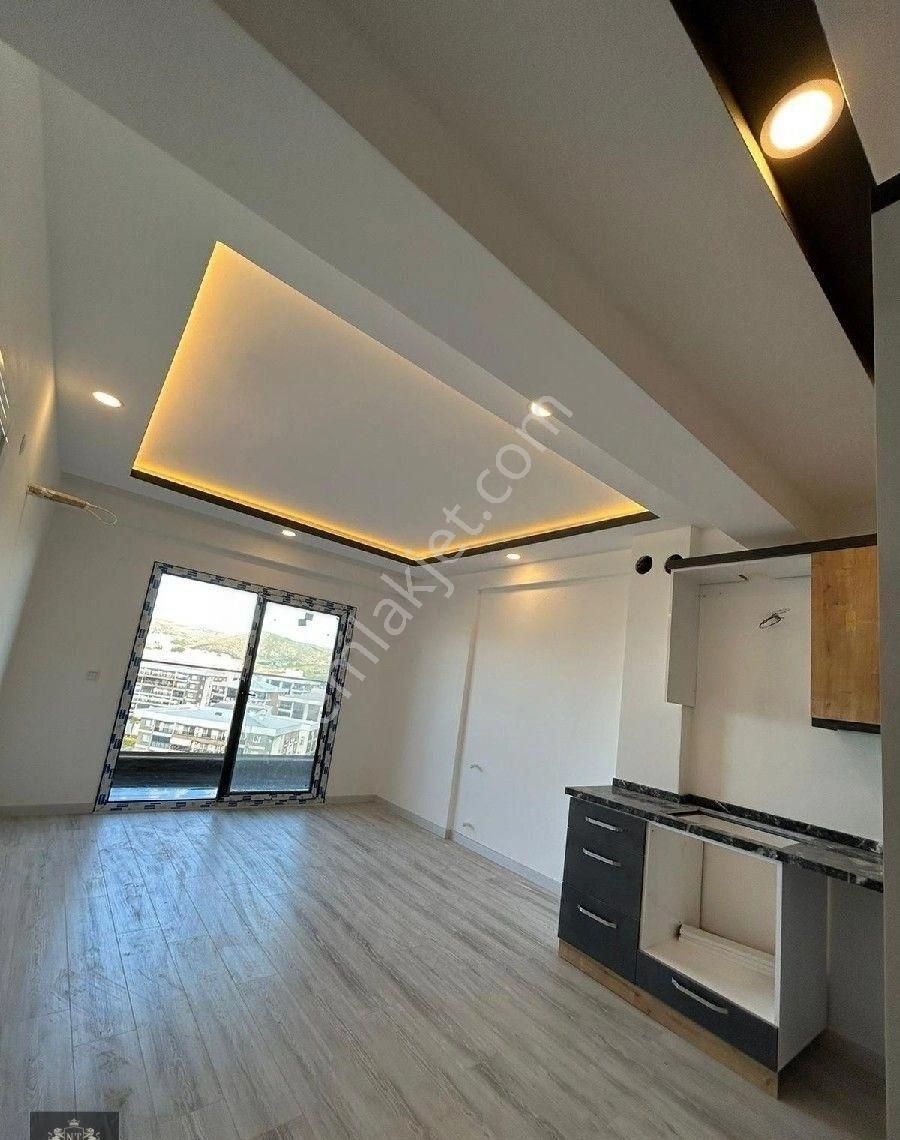 Kusadası Degırmenderede Satılık 1+1 Daıre - Görsel 14