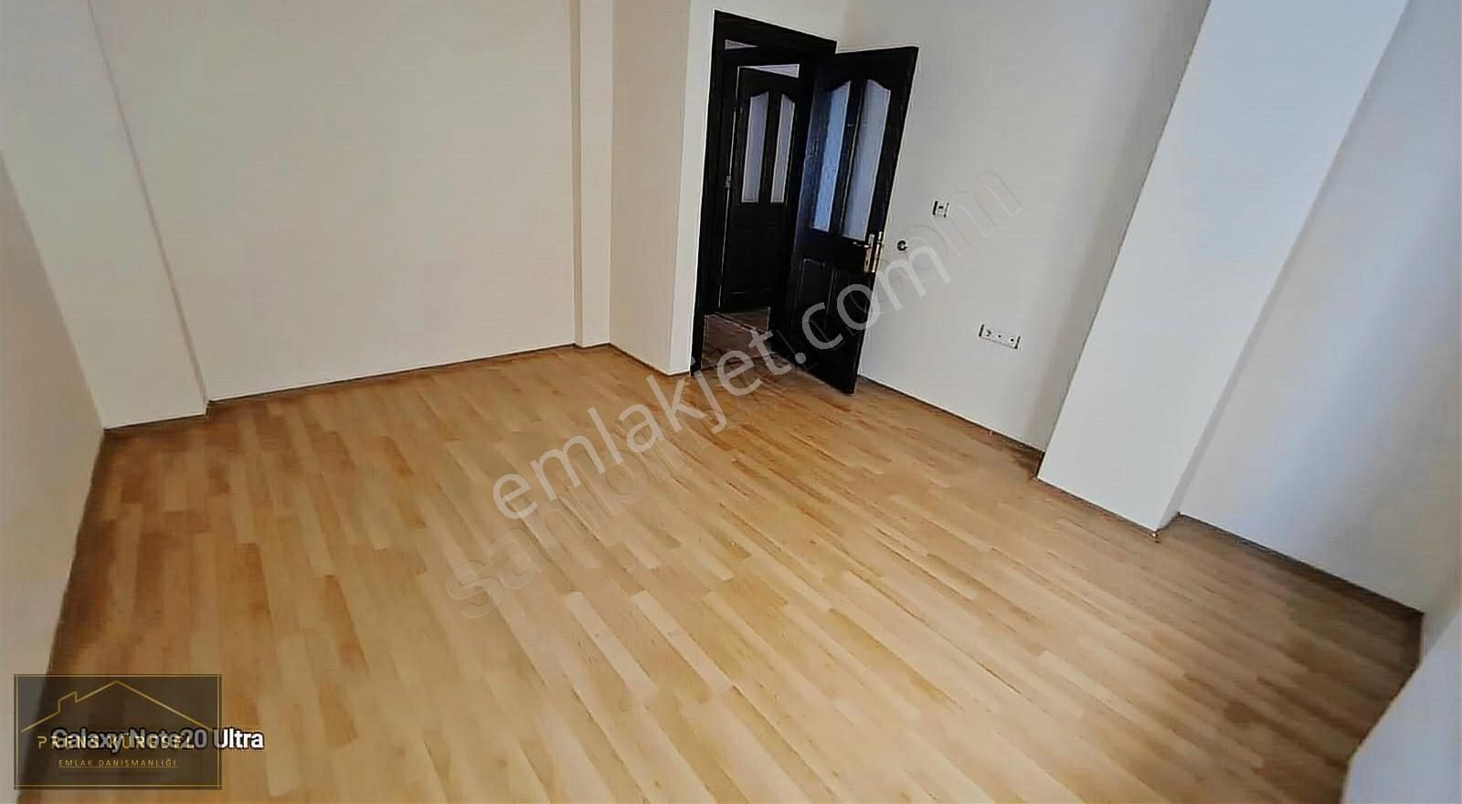 Esenyurt Saadetdere Kiralık Daire Doğan Araslı Bulvarında 2+1 Geniş Kiralık Daire 115m2