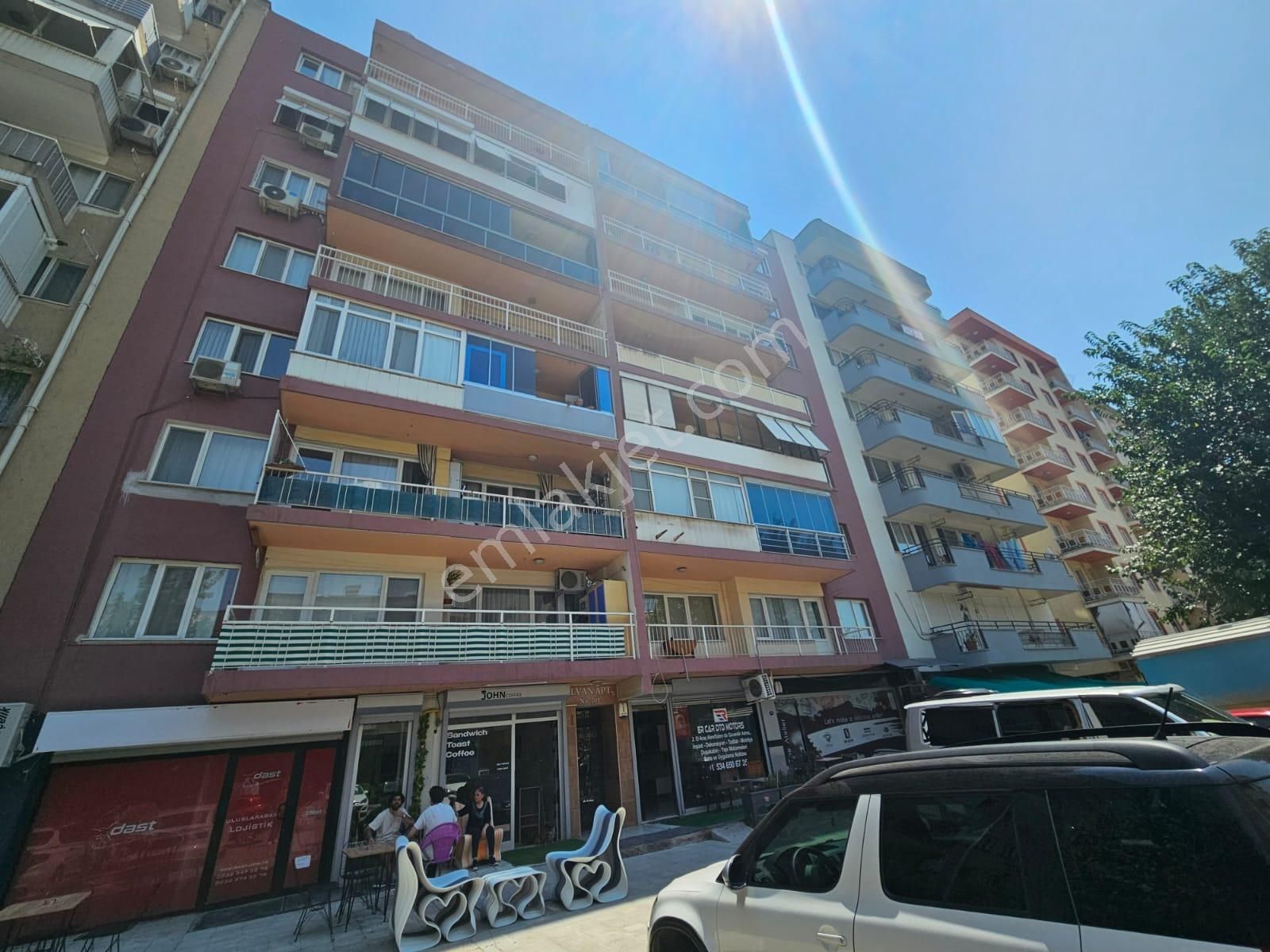 Bornova Kazımdirik Satılık Daire Bornova Kazımdirik mah.'de Satılık 3+1 Daire