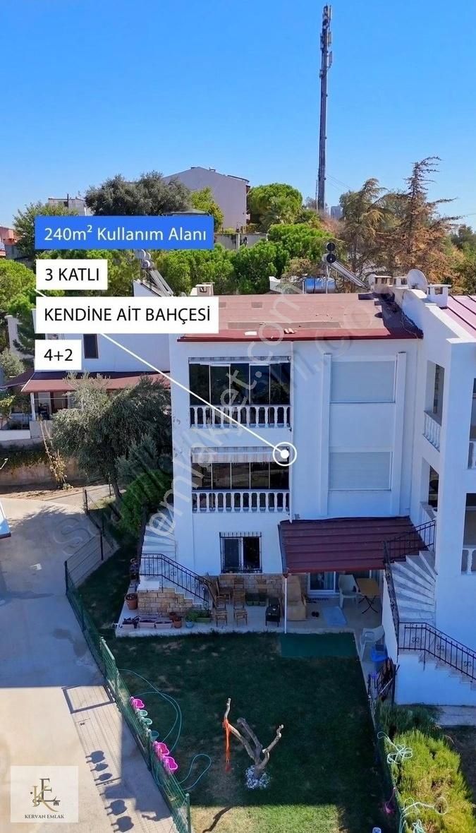 Burhaniye Pelitköy Satılık Villa KERVANDAN PELİTKÖYDE FULL DENİZ MANZARALI TRİPLEX VİLLA