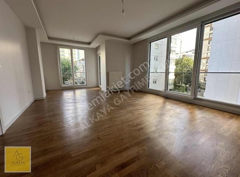 Kadıköy Erenköy Satılık Daire ERENKÖY'DE SATILIK BAĞDAT CADDESİ'NE YAKIN NET 108m² 3+1 DAİRE