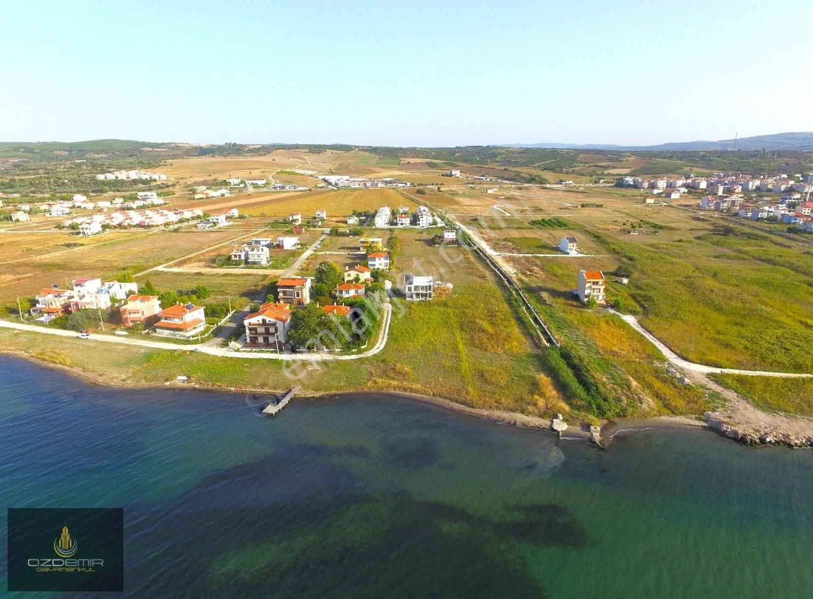 Lapseki Çardak Bld. (Gaziyakupbey) Satılık Konut İmarlı Denize 200 M Mesafede İkiz Villalık Müstakil Kazandıracak Arsa