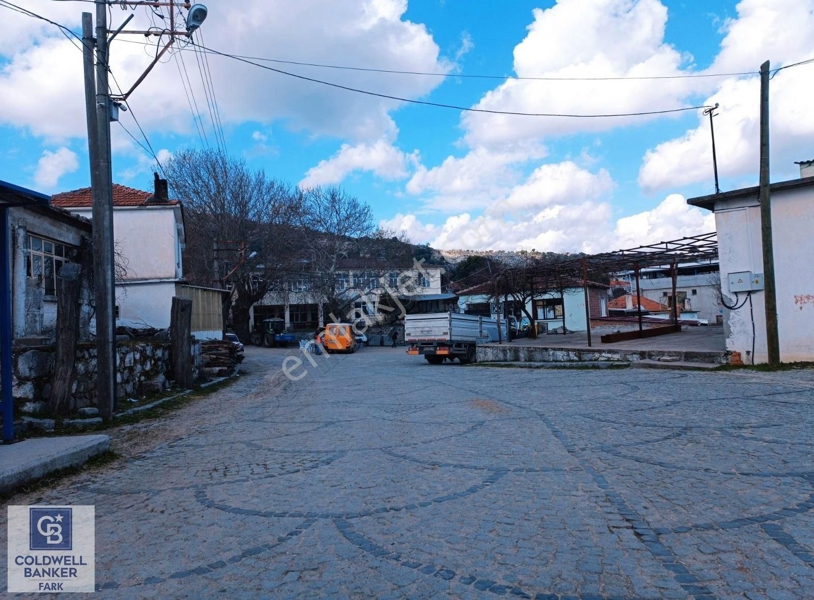 Cb Fark'tan Bergama Kozak Yaylası Satılık 1650 M² İmarlı Arsa - Görsel 6