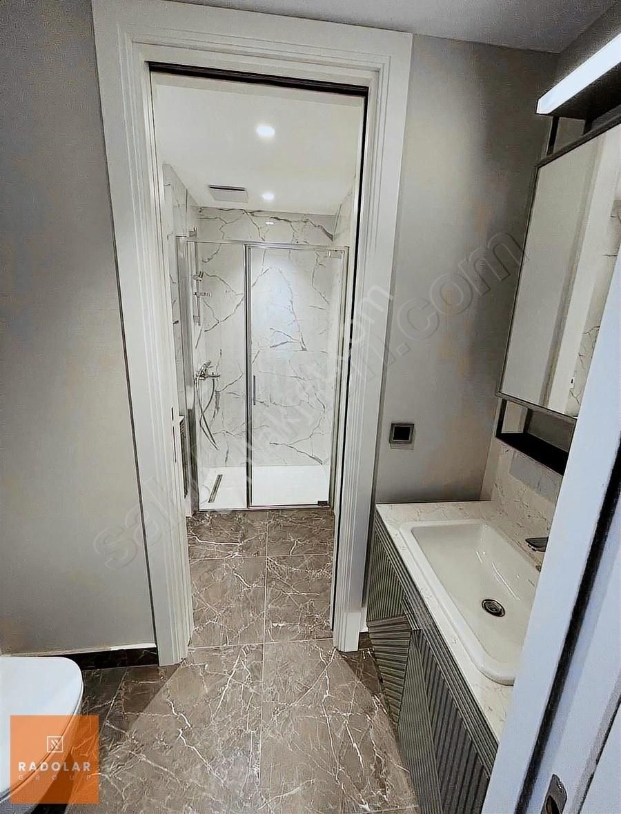 Zeytinburnu Kazlıçeşme Satılık Residence Büyükyalı'da Muhteşem Deniz Manzaralı Satılık 1+1