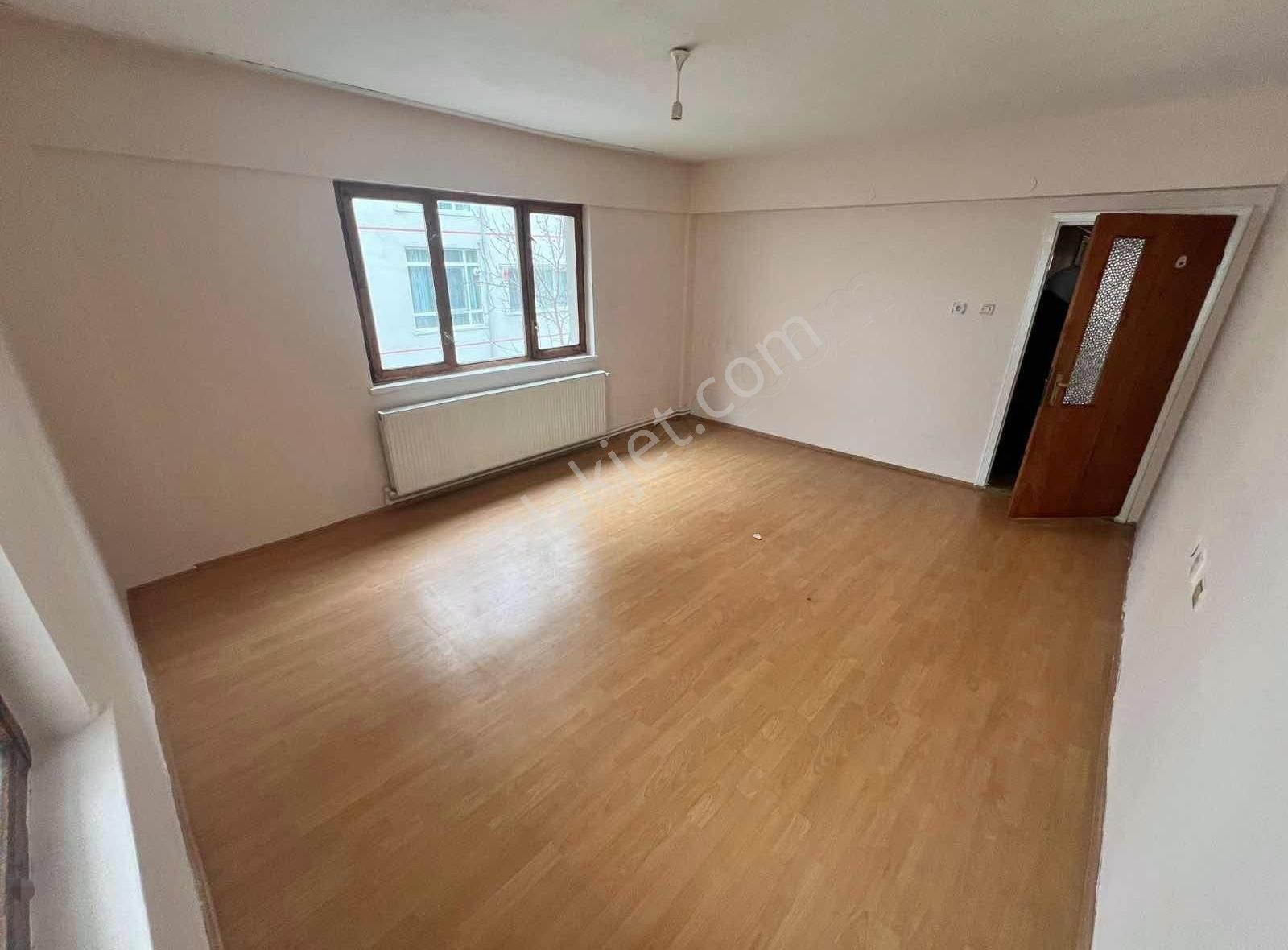 Sincan Andiçen Satılık Daire BK GAYRİMENKULDEN ARA KAT MÜKEMMEL KONUMDA 3+1 BAGIMSIZ DAİRE