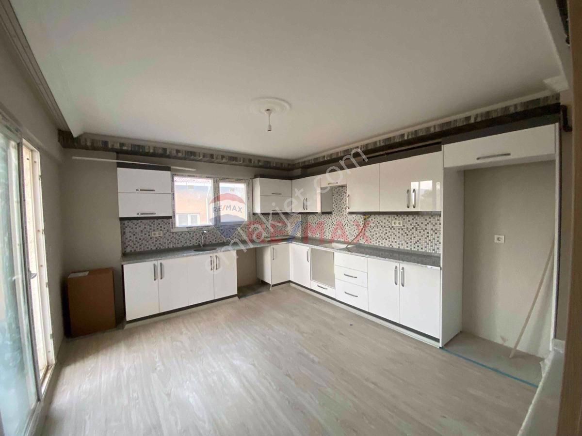 Remax Arma’dan Torbalı Mah İzban Yakını Kiralık 3+1 Sıfır Ara Kat Daire