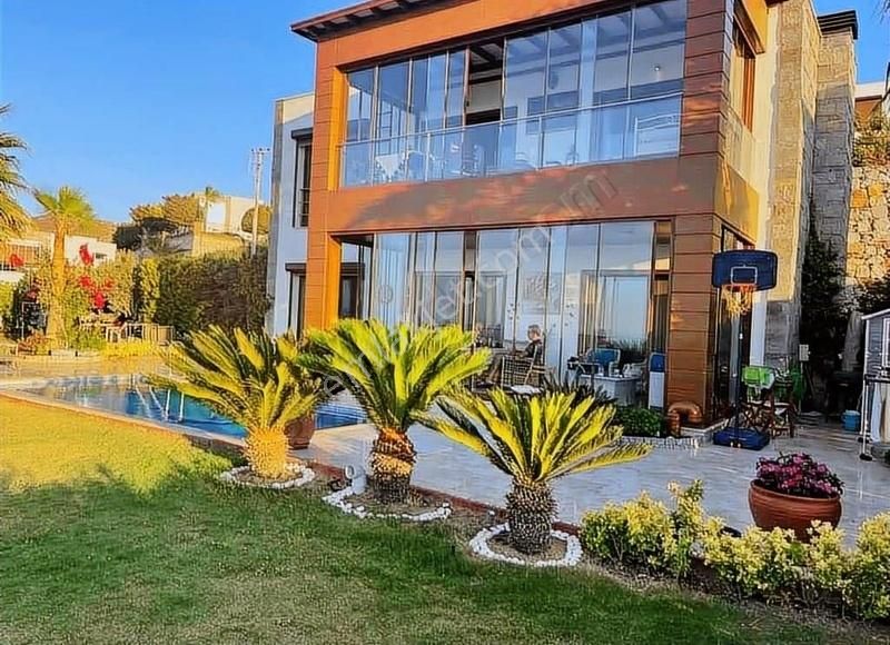 Bodrum Koyunbaba Kiralık Villa GÜMÜŞLÜK KOYUNBABA MEVKİ LUX MUHTEŞEM 4+2 VİLLA