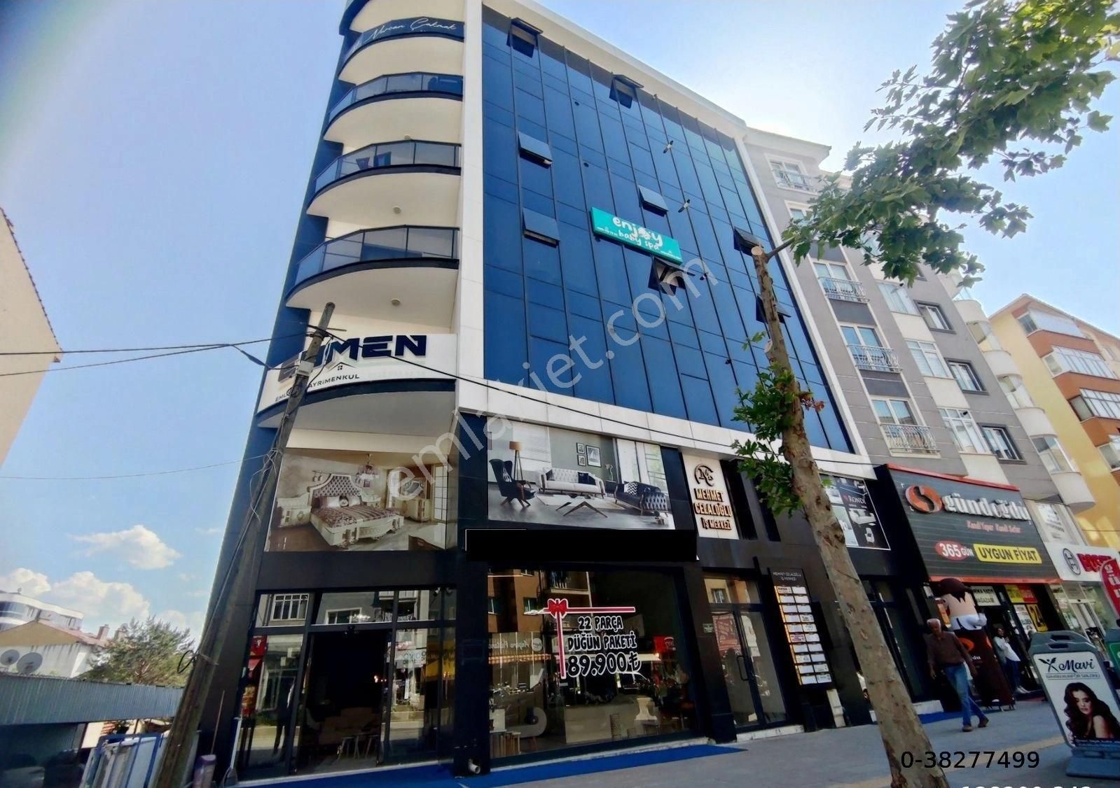 Bozüyük Yeni Satılık Dükkan & Mağaza BUEWO'dan / İSMET İNÖNÜ CADDESİ'nde / 1200 m² / 3 KATLI / DÜKKAN