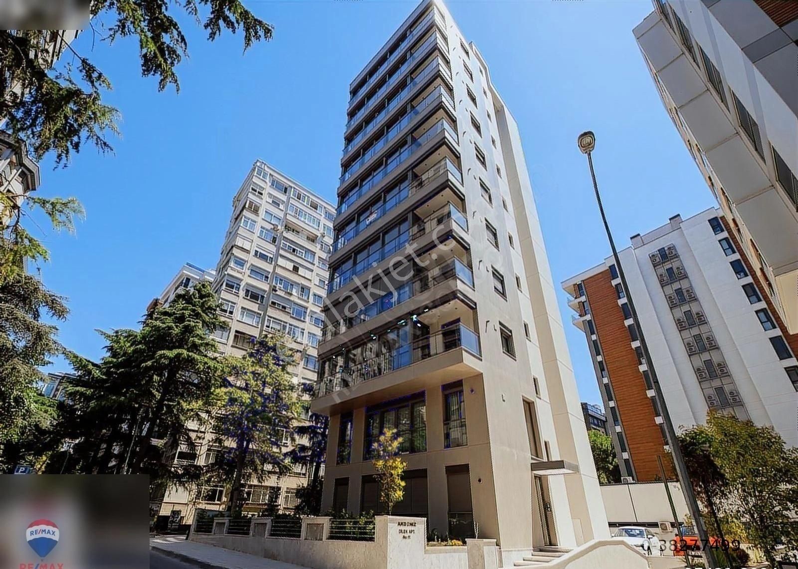 Kadıköy Caddebostan Satılık Daire ŞAŞKIN BAKKAL SAHİLDE KATTA TEK SIFIR 117 m2 NET SATILIK DAİRE!!