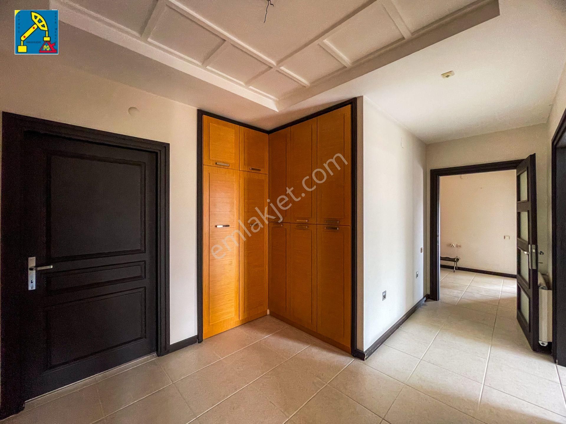 Yenişehir Cumhuriyet Konutları 5+1 380m2 Lüks Her Kat Tek Daire - Görsel 11