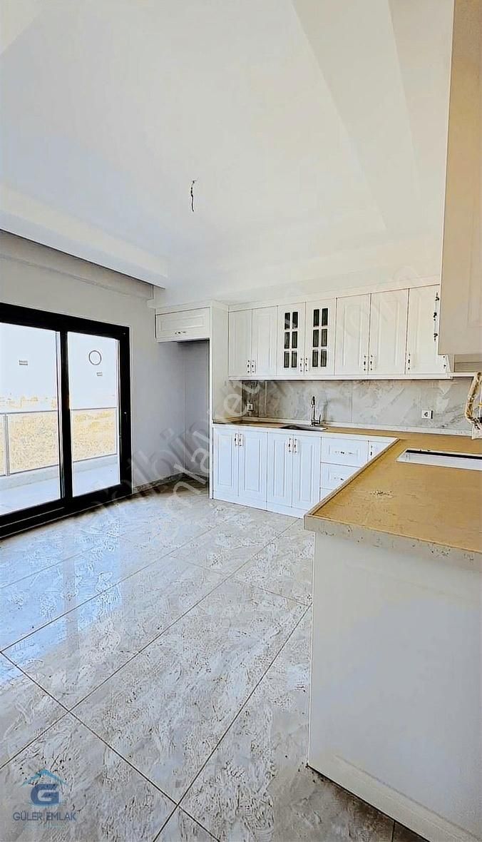 Turgutlu Ergenekon Satılık Daire SATILIK 140 m2 3+1 YERDEN ISITMALI ULTRA LÜKS DAİRE