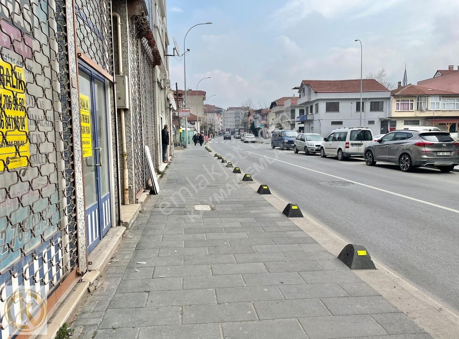 Erenler Hacıoğlu Satılık Dükkan & Mağaza KAYMAK EMLAKTAN ERENLER ANA CADDE ÜZERİ KİRACILI SATILIK DÜKKAN