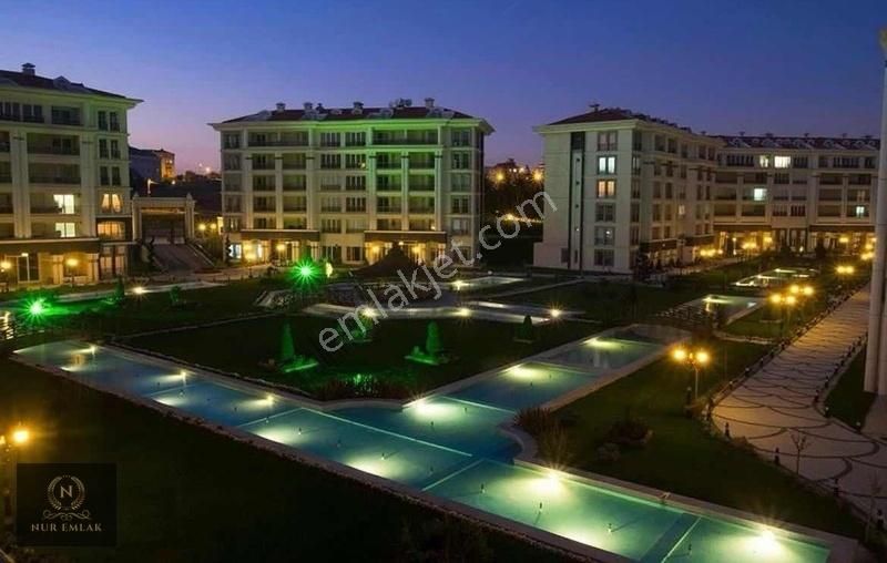 Beylikdüzü Kavaklı Kiralık Daire SOSYAL TESİSLİ LÜX SİTEDE KİRALIK DAİRE