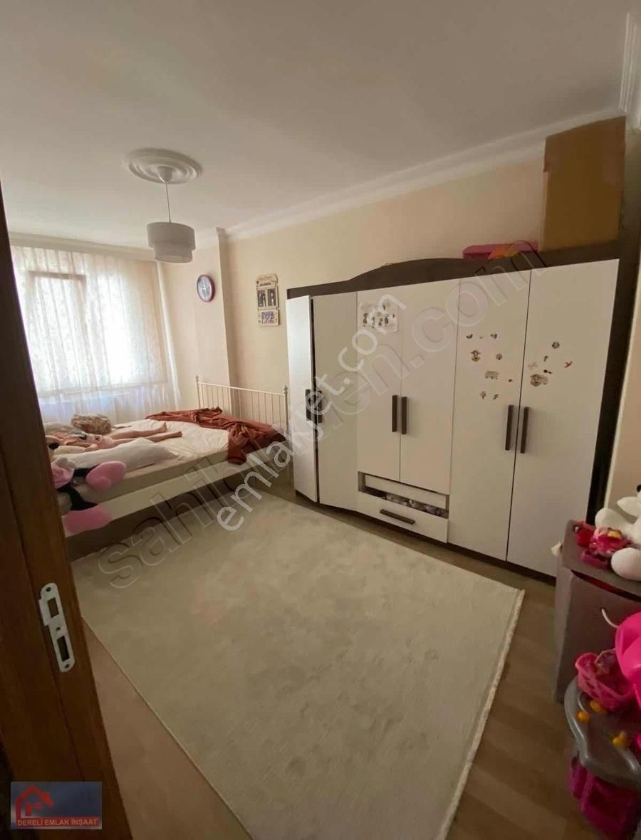 Küçükçekmece Söğütlü Çeşme Satılık Daire DERELİEMLAKTAN S CESMEDE SATILIK 1 KAT KREDILI 110 M2 DAİRE