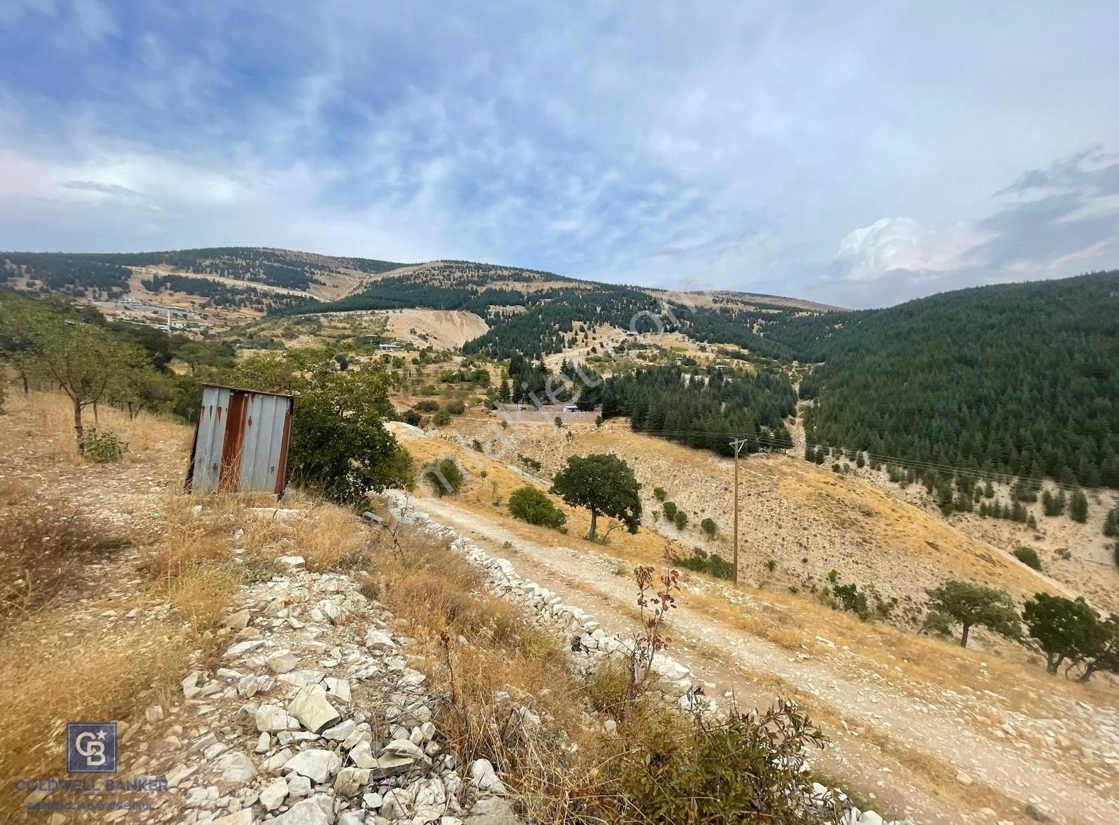 Dulkadiroğlu Göllü Satılık Tarla Cb'den Muhteşem Doğa Manzaralı Göllü'de Satılık Bağ