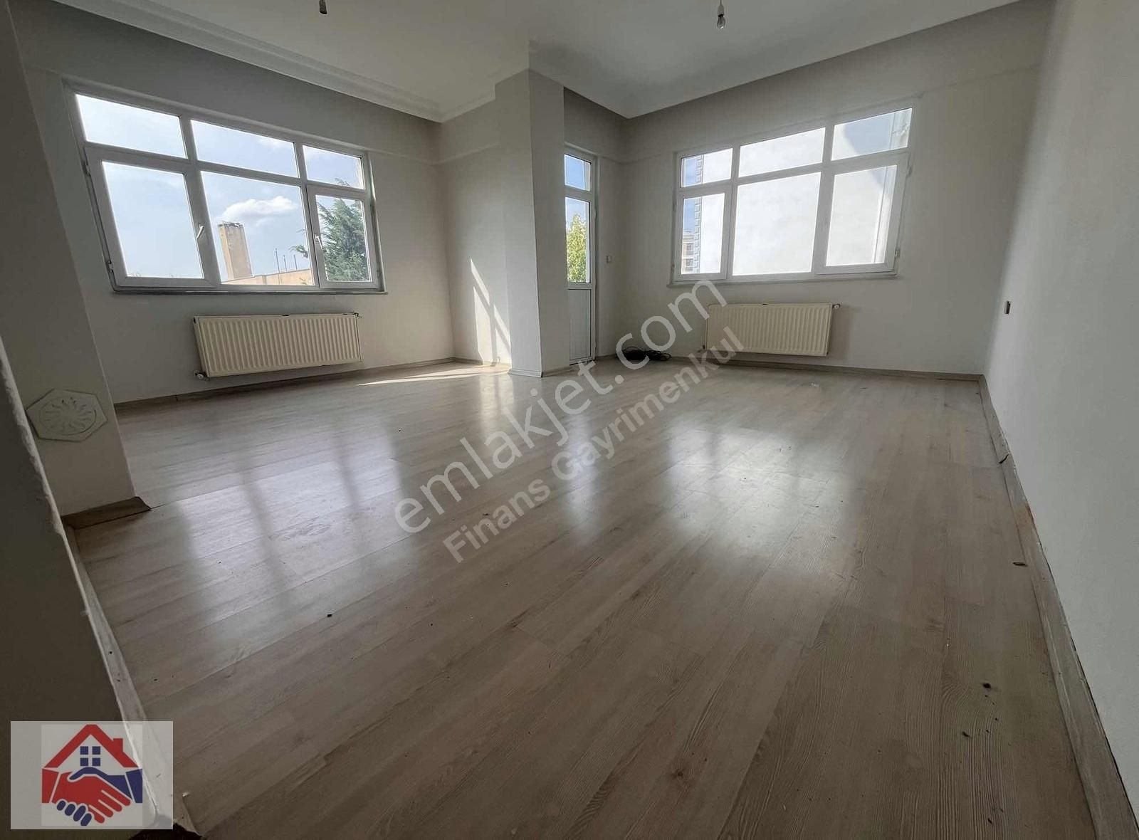 Çekmeköy Hamidiye Satılık Daire ÇEKMEKÖY ONUR SITESI'NDE BOŞ SATILIK 3+1 DAİRE