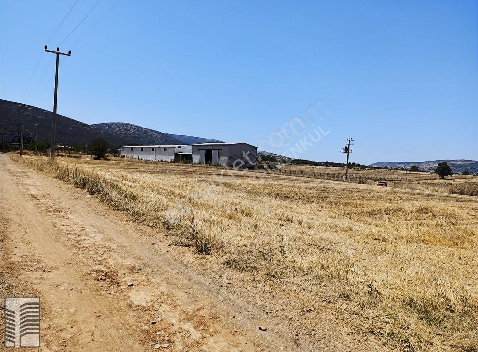 Tavas Hırka Satılık Tarla MUĞLA YOLUNA 150 METRE MESAFEDE 4920 M2