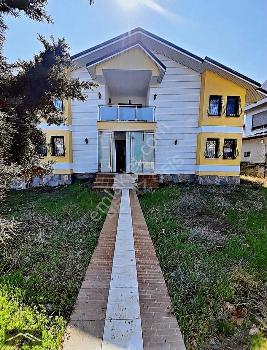 Merkezefendi Gültepe Satılık Villa BÖLGENİN EN GENİŞ ARSASI İÇERİSİNDE TAM MÜSTAKİL VİLLA