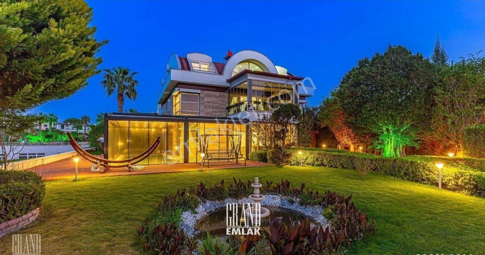 Serik Kadriye Satılık Villa Belek'te Pearl Golf Villalarında 5+1 Satılık İskeleli Lüks Villa