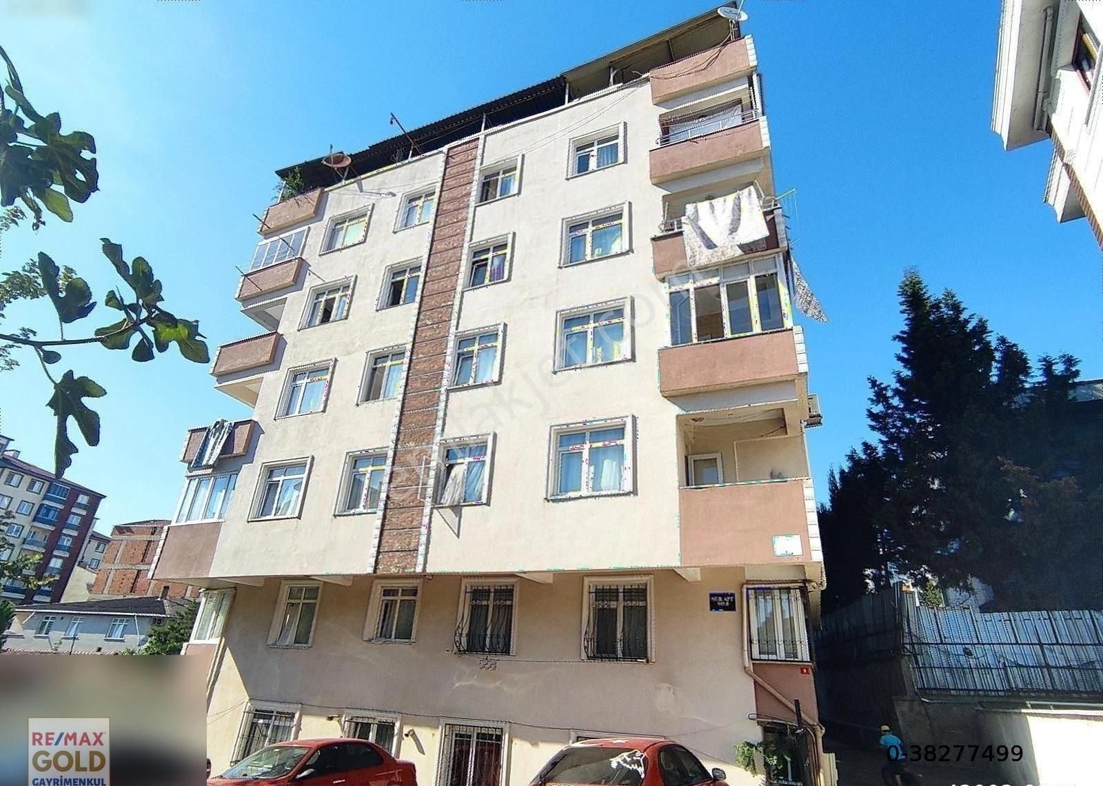 Pendik Kavakpınar Satılık Daire PENDİK KAVAKPINAR DA İŞLEK CADDE MERKEZİ KONUMDA ACİL SATILIK