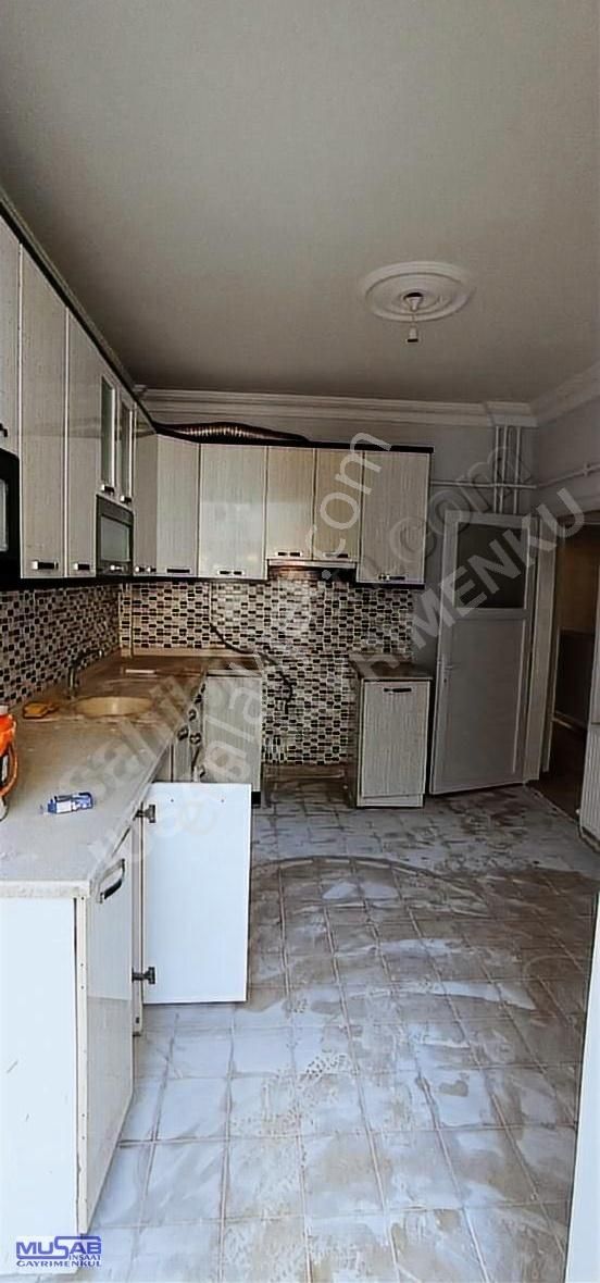 Meram Sahibiata Kiralık Daire Kiralık 3+1 Temiz Doğalgazlı Daire ( Yabancıya Uugun Kefil Şart)