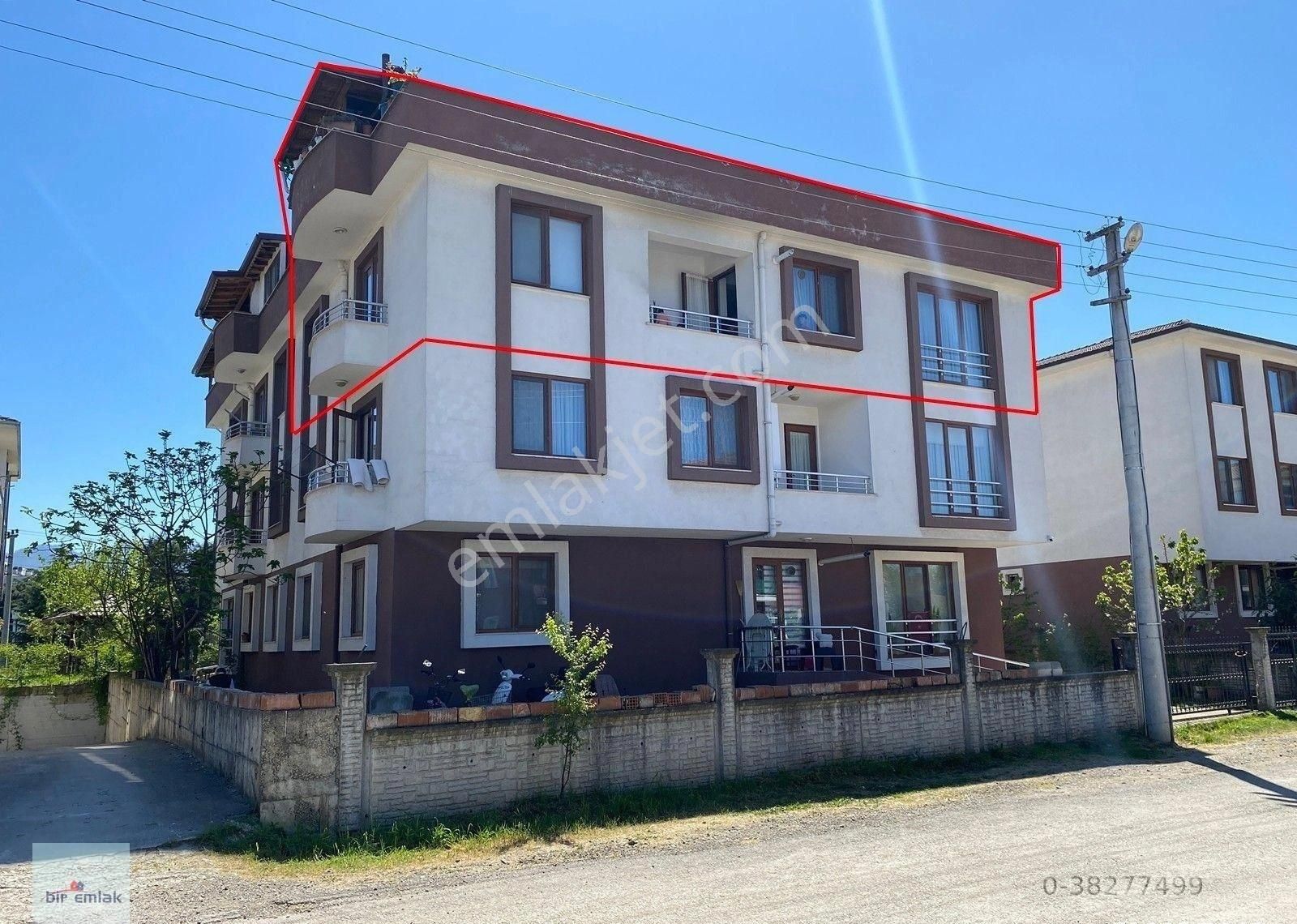 Düzce Merkez Aziziye Satılık Daire AZİZİYE MAHALLESİ'NDE 3+1 153 M2 SATILIK DUBLEKS DAİRE