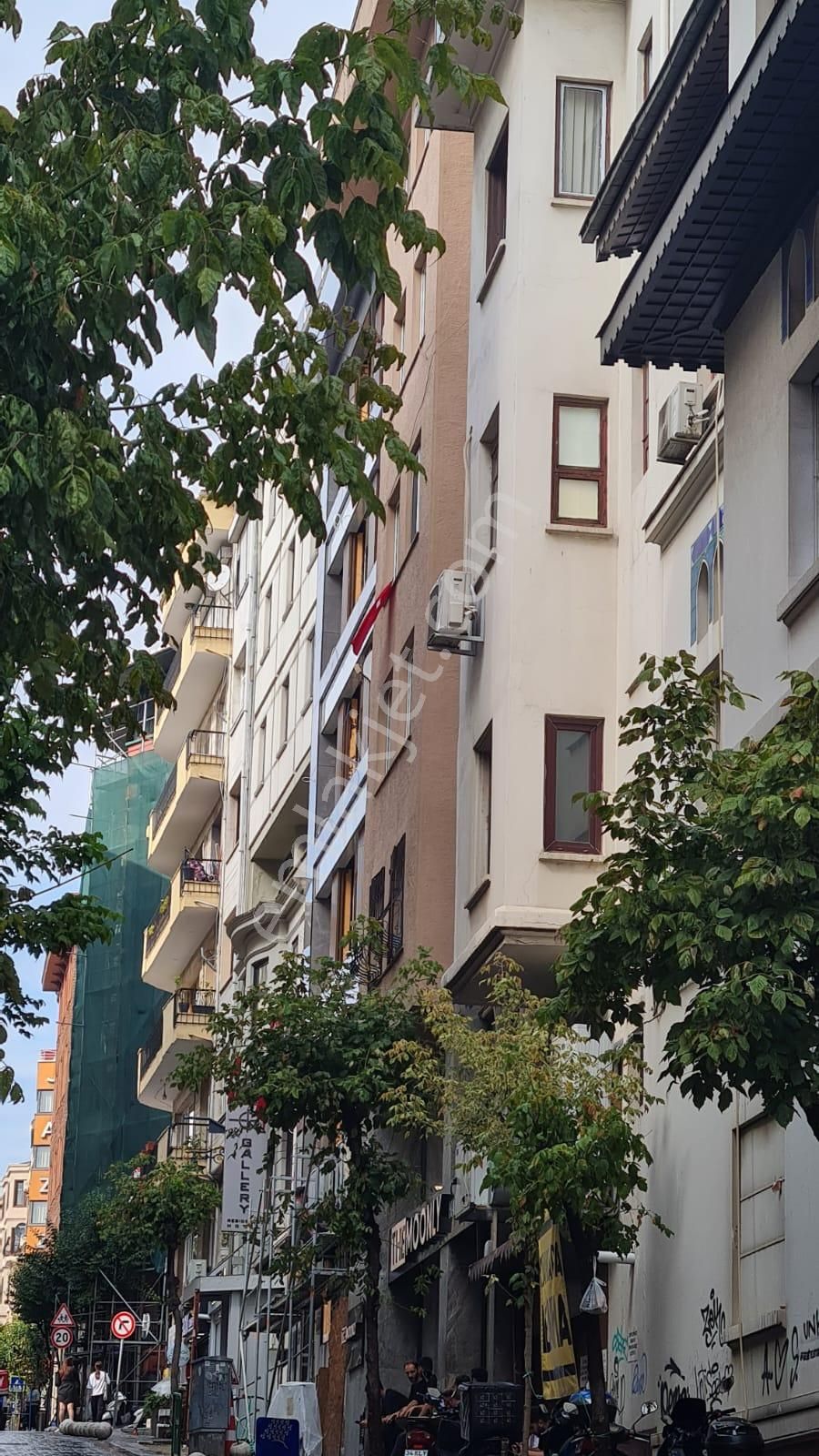 Erkutun'dan, Nişantaşı Valikonağı Cd. Süleyman Nazif Sk. Girişinde Satılık 1.kat Daire - Görsel 23