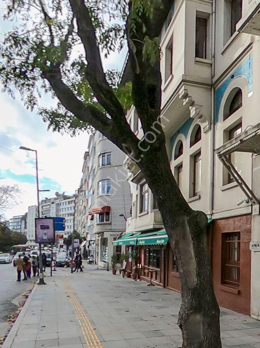 Erkutun'dan, Nişantaşı Valikonağı Cd. Süleyman Nazif Sk. Girişinde Satılık 1.kat Daire - Görsel 24