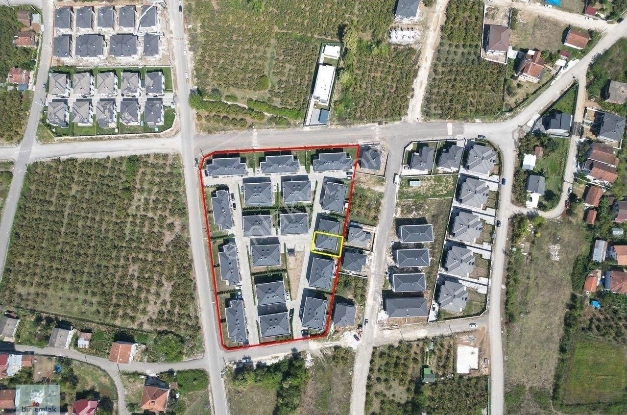 Düzce Merkez Arapçiftliği Kiralık Villa ARAPÇİFTLİĞİ    DIAMOND ELITE SİTESİ'NDE 4+1 200 M2    KİRALIK VİLLA