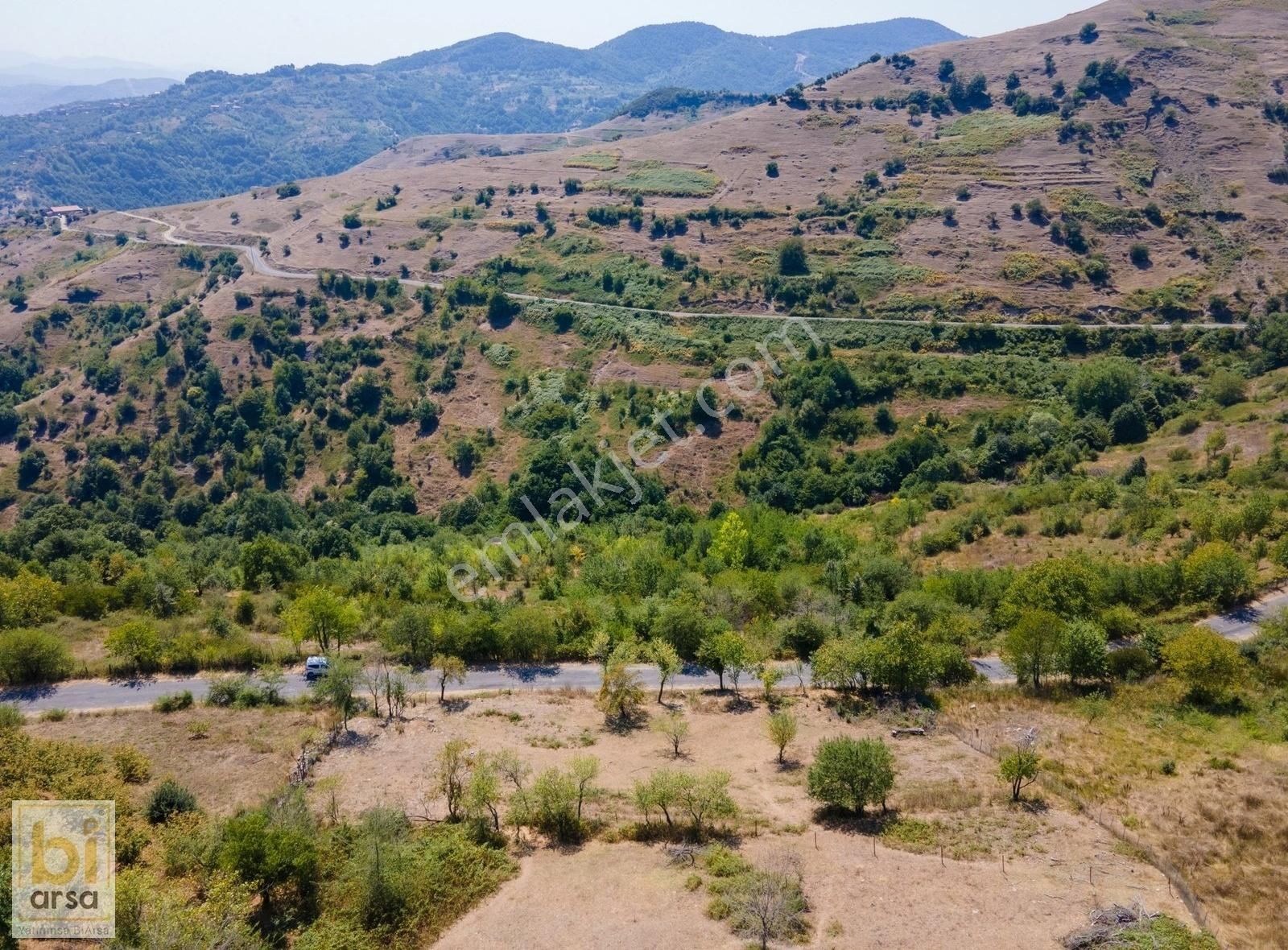 Ereğli Akkaya Köyü (Yukarı) Satılık Konut İmarlı Zonguldak'ta 419 M² İmarlı Asfalt Cepheli Kelepir Arsa