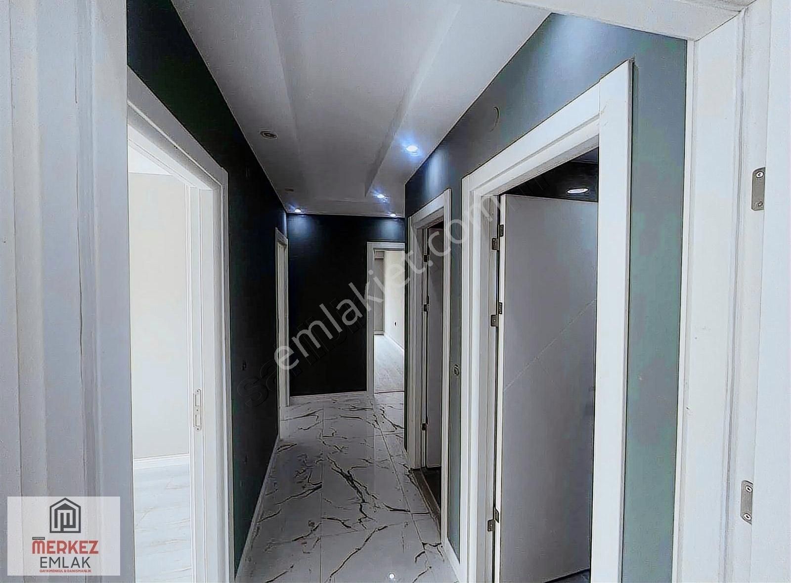 Başiskele Barbaros Satılık Daire Başiskele Barbaros Mahallesi 3+1 138 m2 SATILIK ARAKAT DAİRE