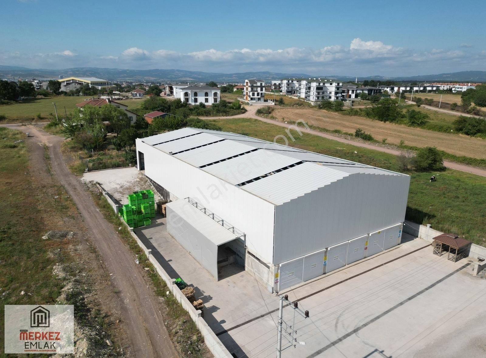 Kartepe Sarımeşe Kiralık Depo Kartepe Sarımeşe'de 1200m2 Kapalı KİRALIK Depo&İmalathane