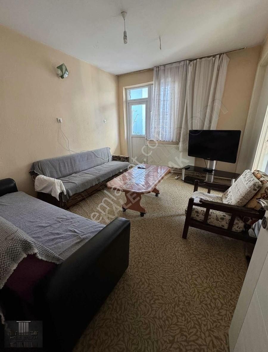 Isparta Merkez Bahçelievler Kiralık Daire KALE EMLAK'TAN ORMAN BÖLGE MÜDÜRLÜĞÜ ARKASI 3+1 EŞYALI DAİRE