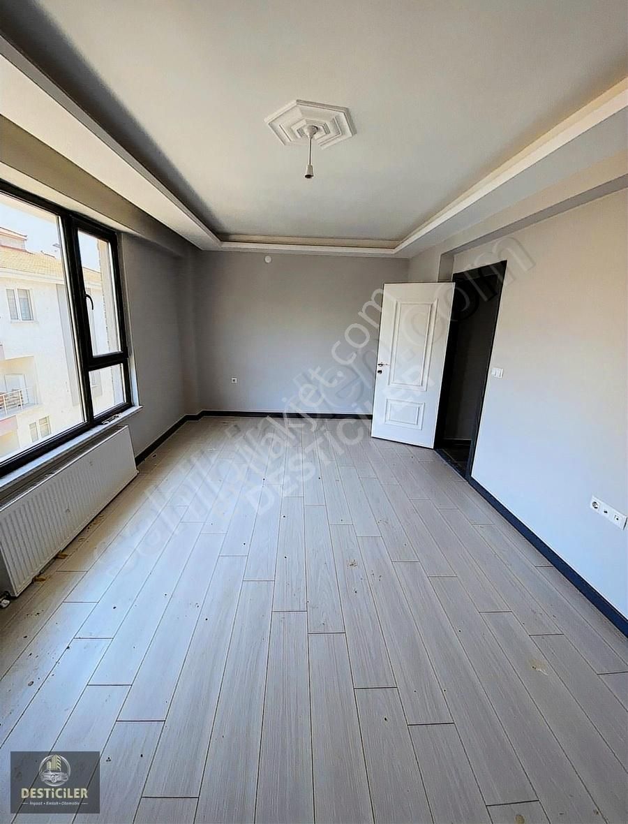 Tepebaşı Kumlubel Satılık Daire DESTİCİLERDEN KUMLUBEL MH DERMAN CADDESİ YAKINI 2+1 DAİRE