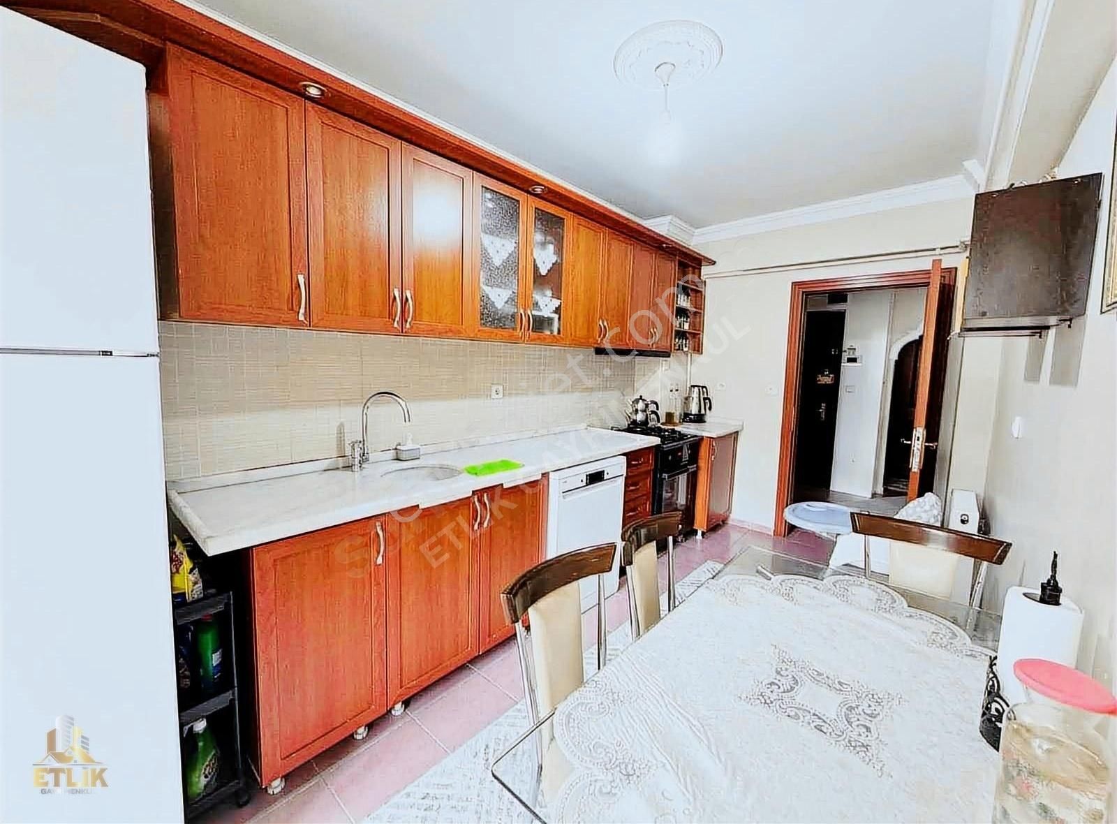 Keçiören Etlik Satılık Daire ETLİK GAYRİMENKUL'DEN SÜLEYMANİYE CADDESİ KATTA FIRSAT DAİRE