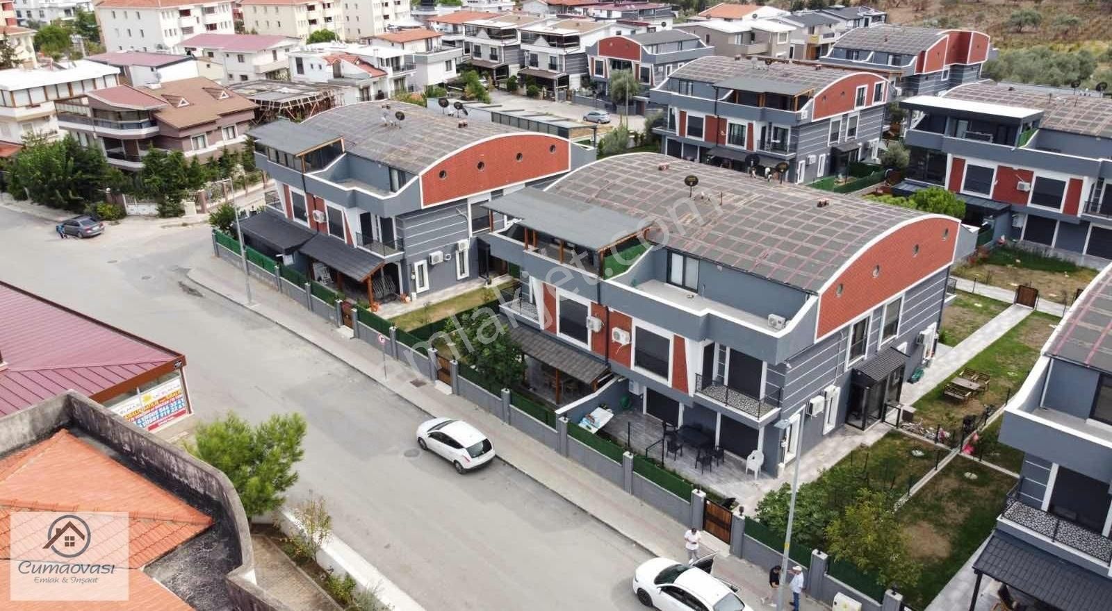 Menderes Gölcükler Satılık Villa CUMAOVASI EMLAKTAN SATILIK 5+1 PAZAR YERİ ARKASI VİLLA