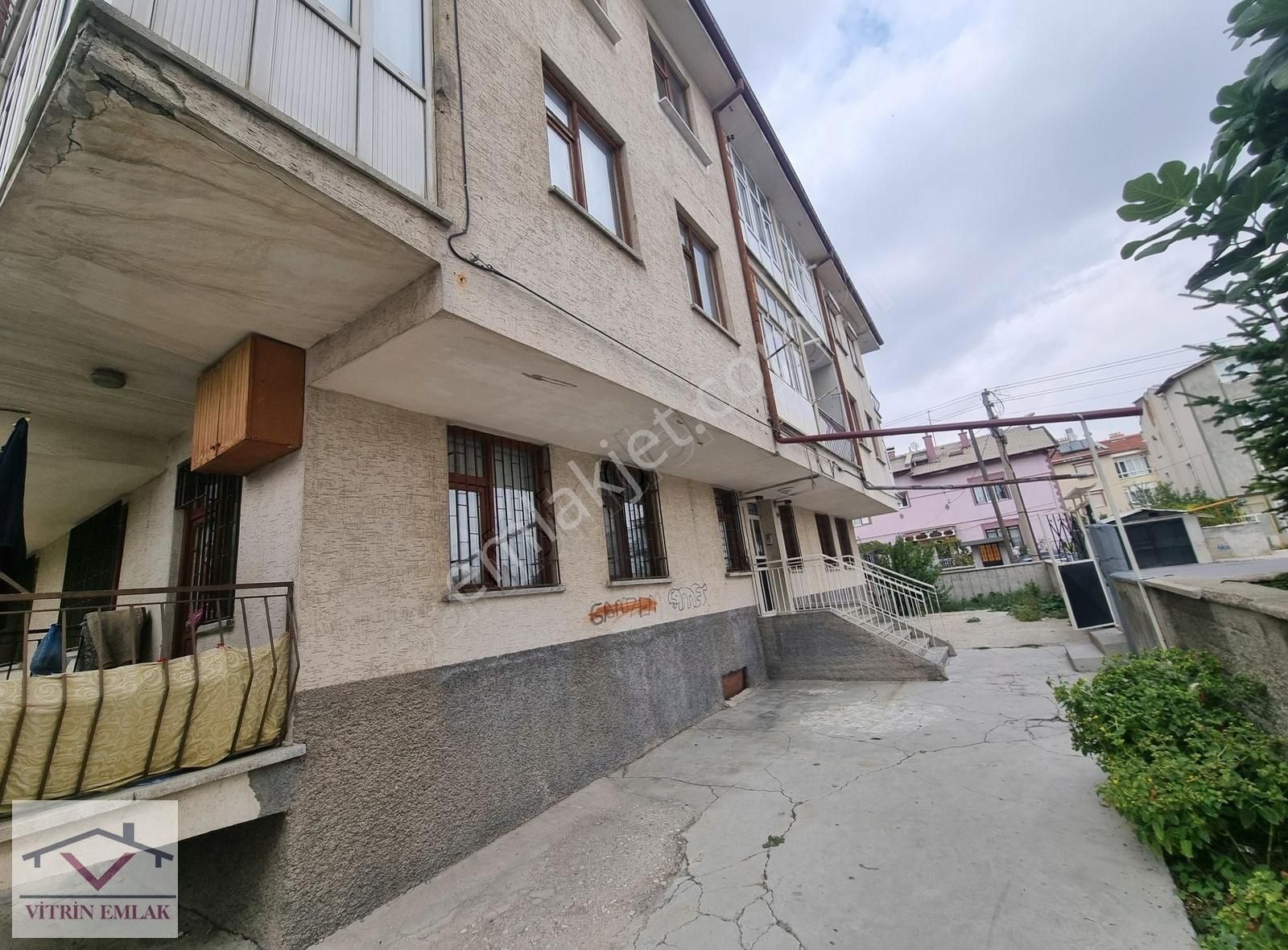 Selçuklu Sakarya Satılık Daire SAKARYA MAHALLESİNDE YÜKSEK GİRİŞ 2+1 ODALI SATILIK DAİRE