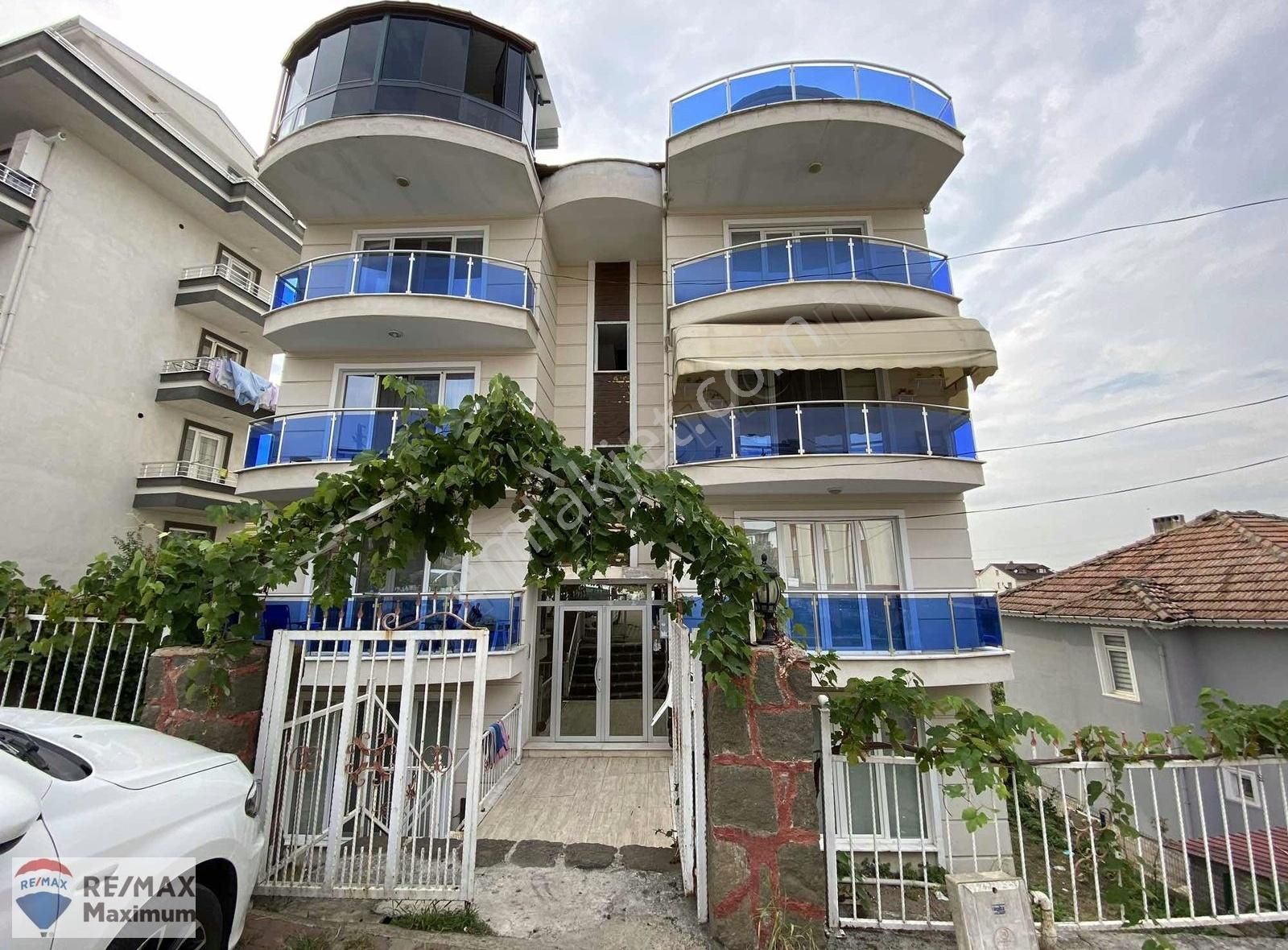 Gölcük Yazlık Yeni Satılık Daire KOCAELİ GÖLCÜK YAZLIK YENİ MAH 4+1 DUBLEX DAİRE