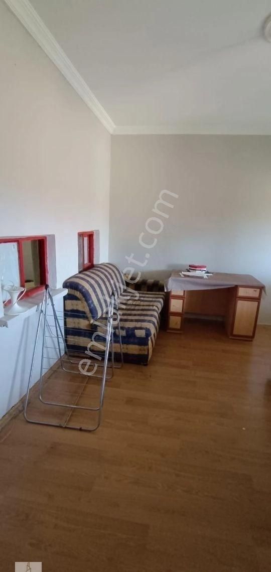 Kastamonu Merkez Kuzeykent Kiralık Daire Kastamonu Merkezde Kiralık 2+1 75m Çatı Piyesi Meslek Yüksek Okunun Karşısında.